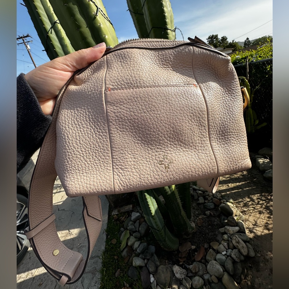 India Hicks Shift and Switch Crossbody Bag